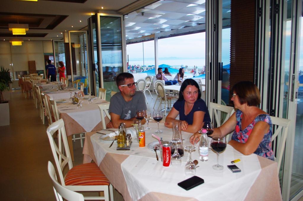 Apartahotel Arberia *